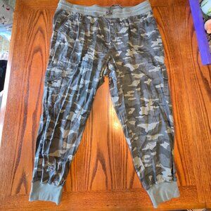 Gap Pants - Size XXL